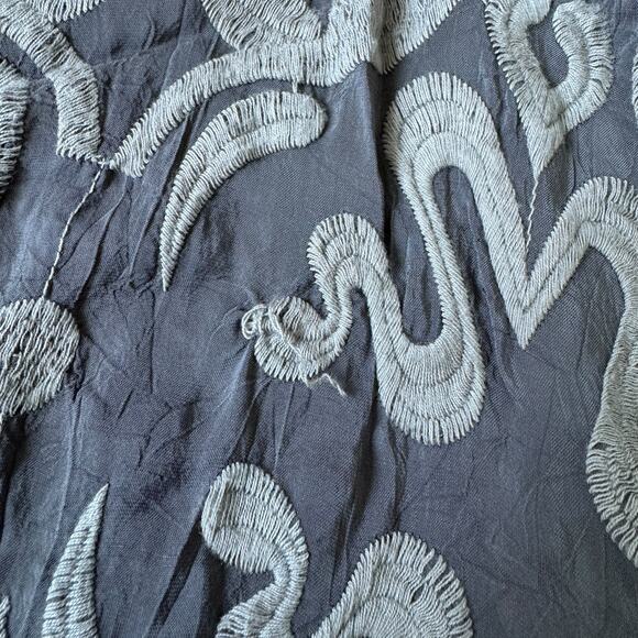 Johnny Was Grey Embroidered Top - Picture 6 of 11